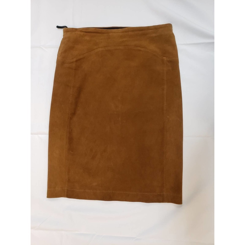 American Eagle small skirt 20 1/2" long, 26" waist with elastic.NWOT